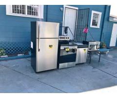 Beautiful 4 kitchen stainless steel appliances for sale