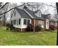 Nice big home for sale in Thomasville, 60k below market value