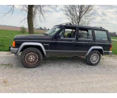 1993 Jeep Cherokee Country Sport Utility 4D