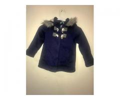 Old Navy girls peacoat size small 6-7 blue with faux fur on hood lining and sheep like fur insole