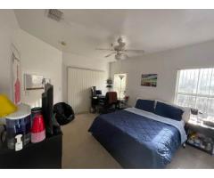 1 bedroom in a 3x3.5 Townhouse Tampa