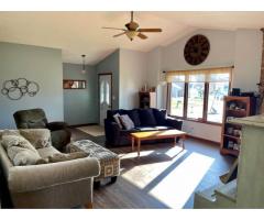 Spacious 4 Bedroom Ranch in Muscatine