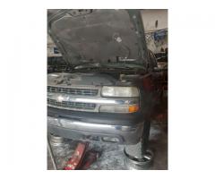 FOR PARTS 1999 CHEVY SILVERADO, BAD MOTOR 5.3, GOOD TRANSMISSION AND THE REST IS GOOD 180,000 MILES
