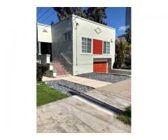 3 bed two bath duplex for rent in Oakland