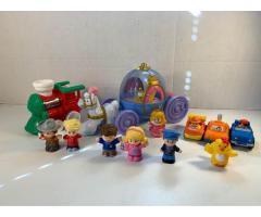 Little people lot-Cinderella carriage talks