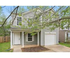 3 Beds 3 Baths House in Charlotte