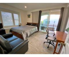 Comfy room with private balcony in El Monte California