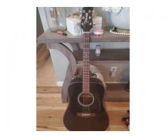 Takamine G320 Acoustic Guitar