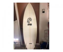 6’2 spyder surfboard