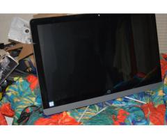 HP 24'' ALL IN ONE TOUCH SCREEN