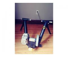 Cycle Ops fluid Trainer