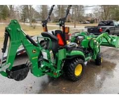 2020 John Deere tractor 1025r
