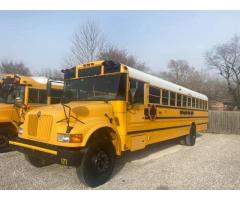 2001 International school bus