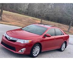 2013 For sale a very nice car Toyota camry