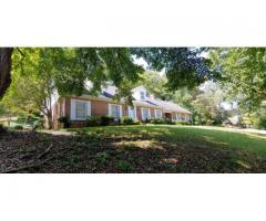 4 Beds 3.5 Baths - House Chattanooga
