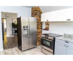 3 Beds 2 Baths Apartment in Minneapolis