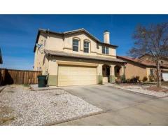 6 Beds 3 Baths House in Victorville