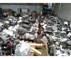Engines and Transmissions for sale! Retailers and Wholesalers!