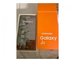Samsung Galaxy J5 16GB Unlocked
