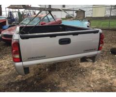 2005 Chevy pickup bed